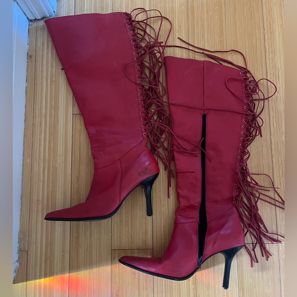 Stylish Red Fringe Knee-High Boots - Picture 2 of 2